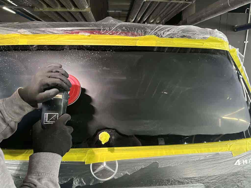 Цены на полировку стекла авто